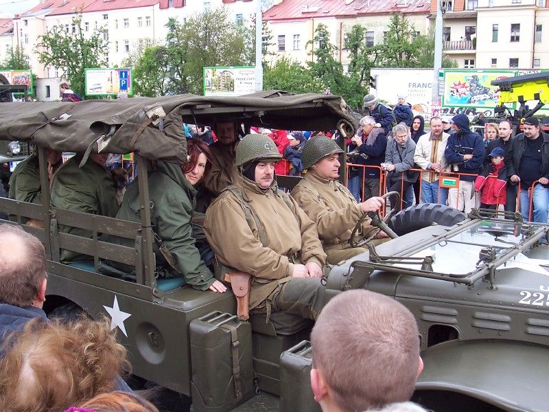 60poKolonaSeHnula(11)