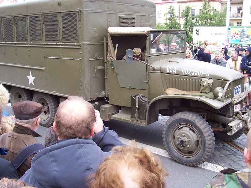 60poKolonaSeHnula(20)