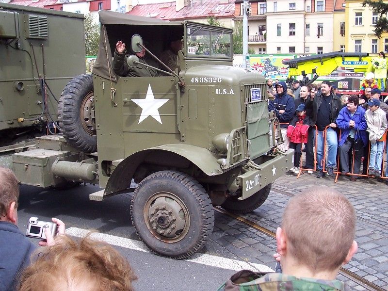 60poKolonaSeHnula(22)