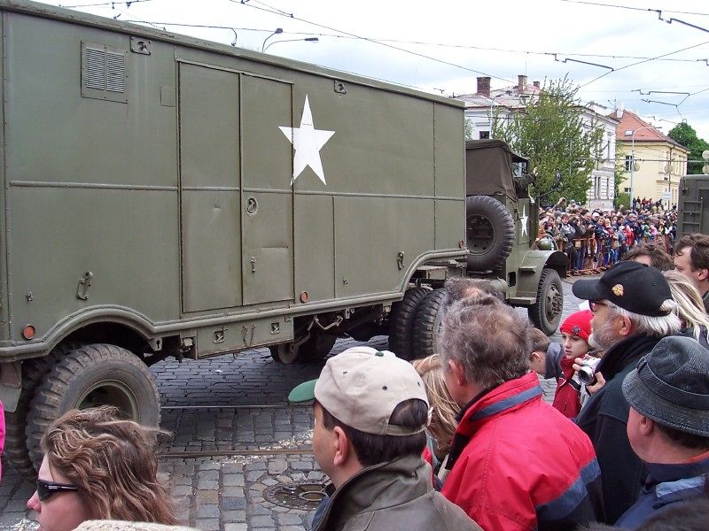 60poKolonaSeHnula(23)