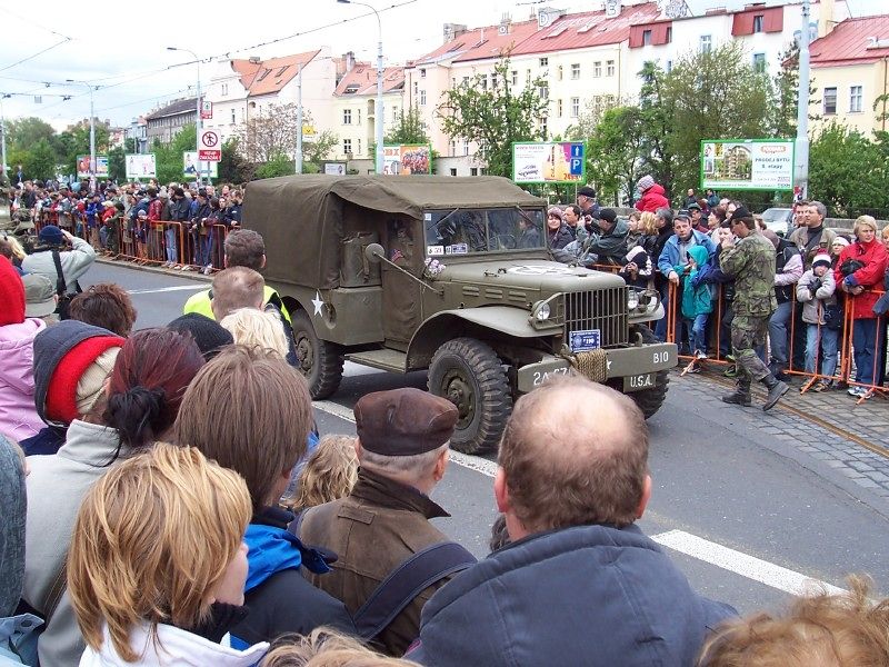 60poKolonaSeHnula(30)