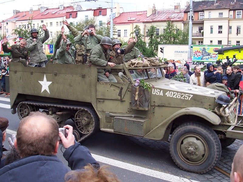 60poKolonaSeHnula(31)