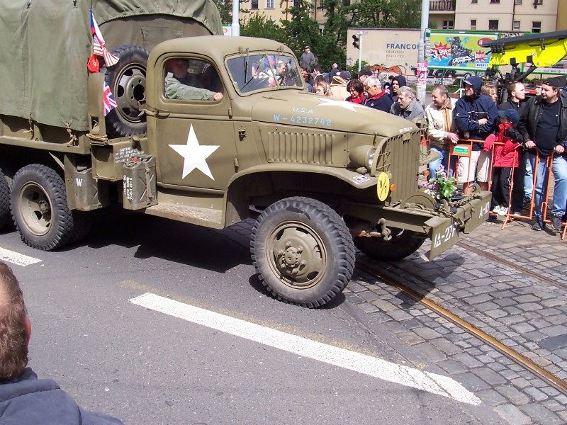 60poKolonaSeHnula(41)