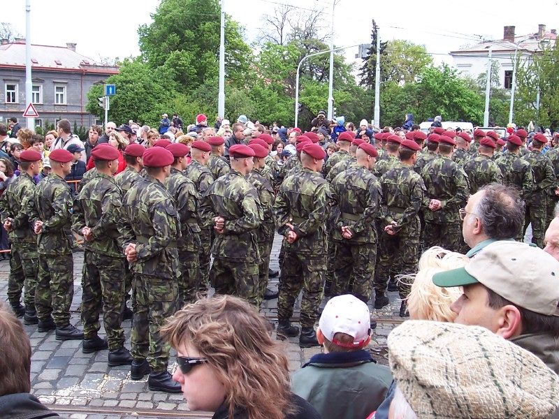 60poKolonaSeHnula(50)