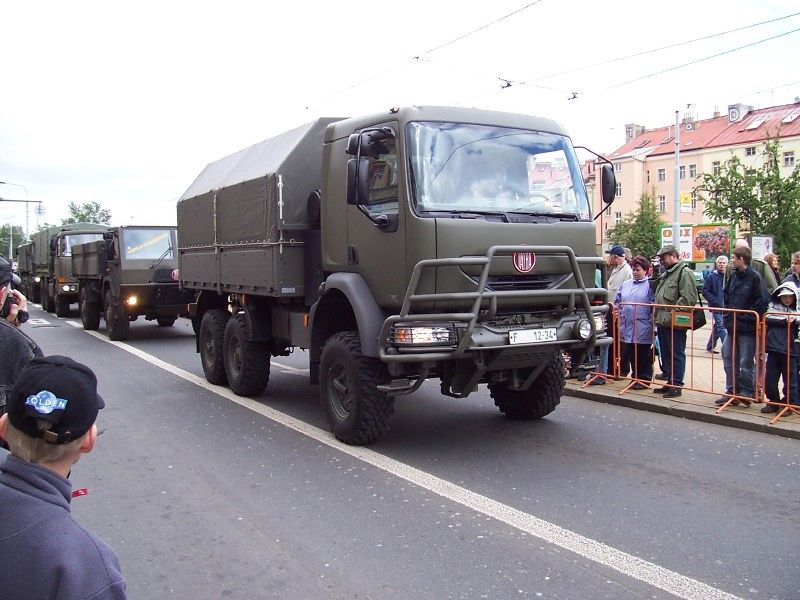 60poKolonaSeHnula(51)