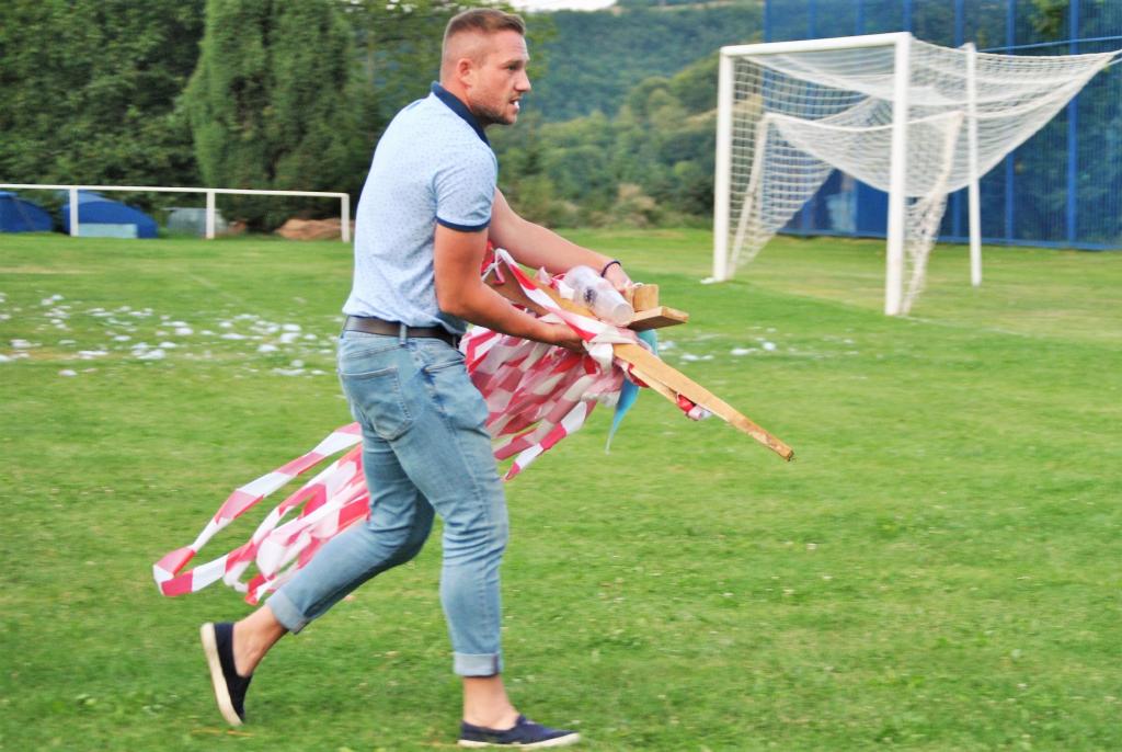 horeHrochPostrehy(118)