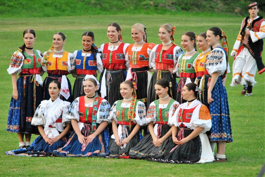 horeHrochPostrehy(125)