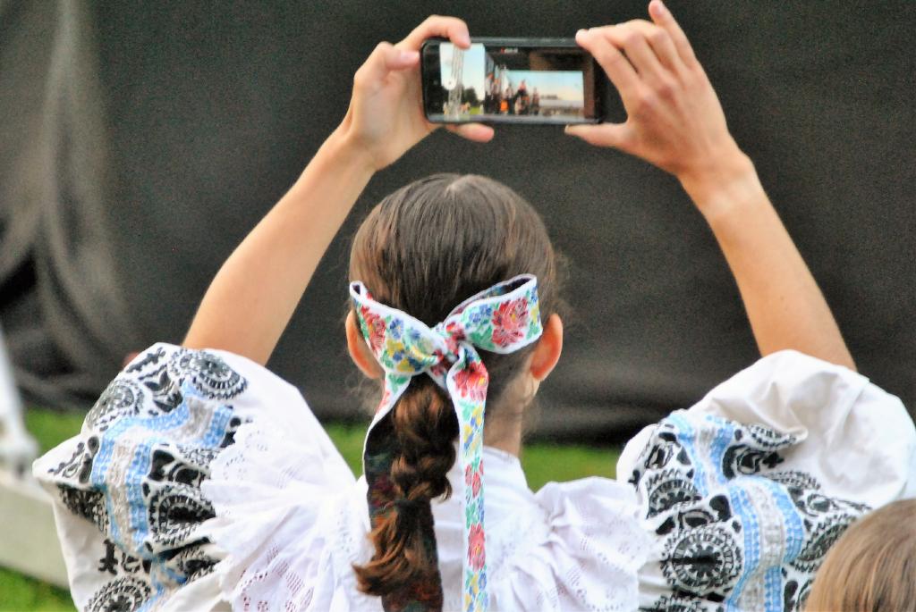 horeHrochPostrehy(127)