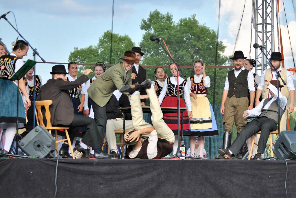 krizo90Vystoupeni(1129)